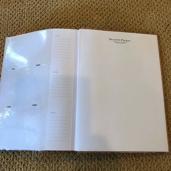 Vintage photo album for 4” x 6” photos. Good used condition - Picture 2 of 5